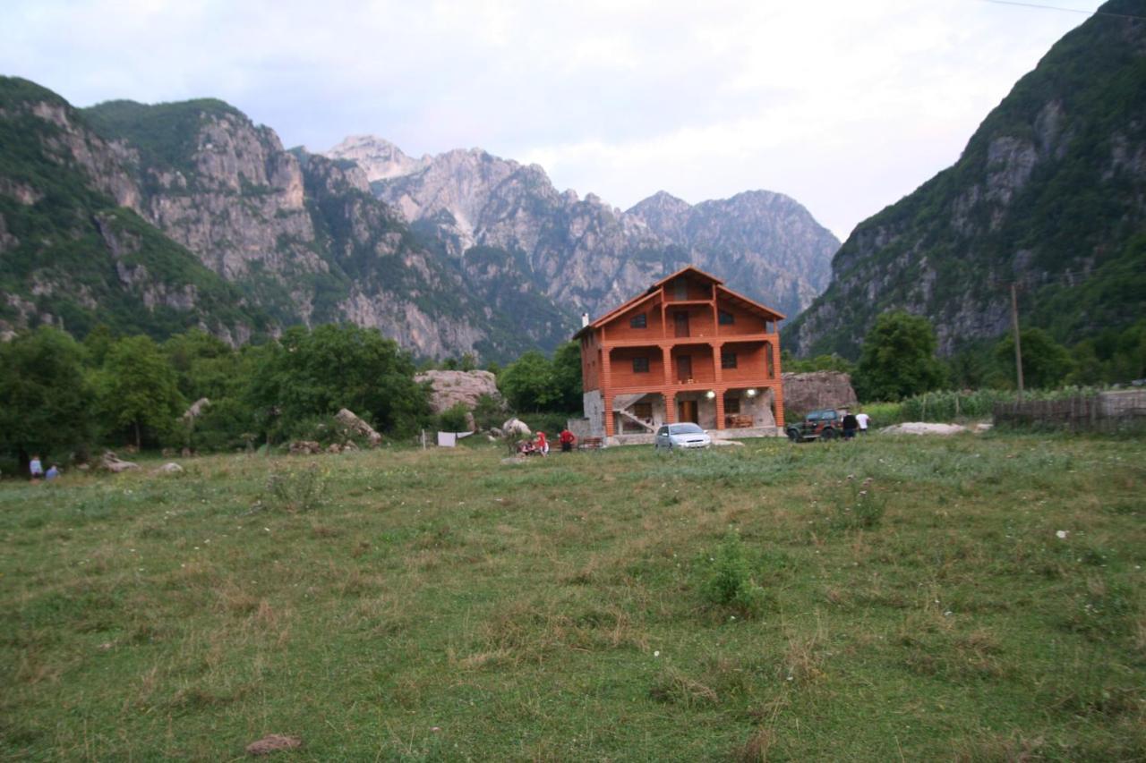 Hotel Bujtina Dreni à Theth Extérieur photo